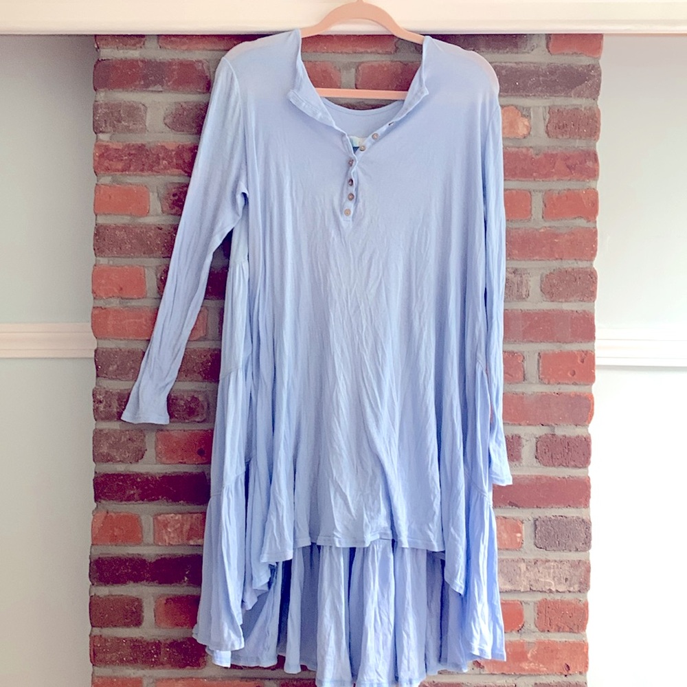 Super soft free people dramatic swing FREE PEOPLE lightweight small dress